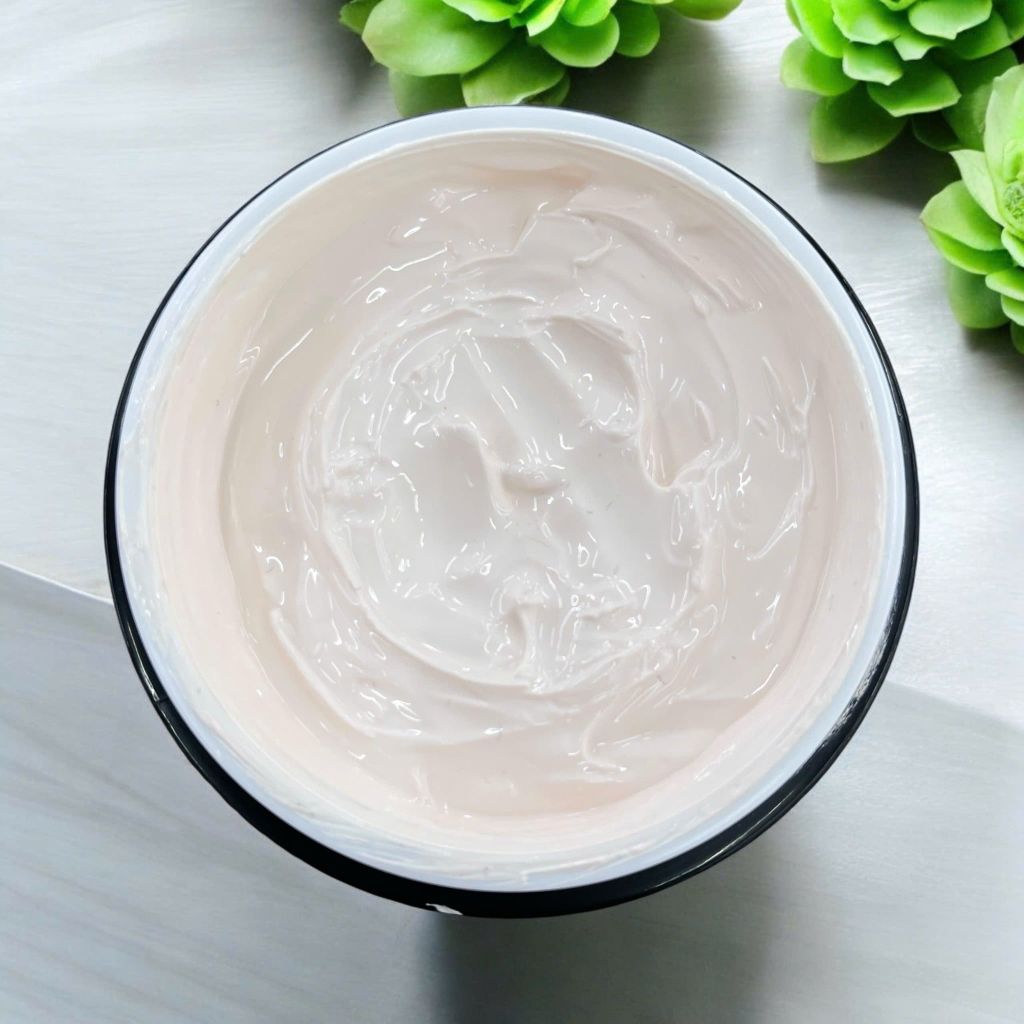 Kem Trắng Da Toàn Thân T&T LUXURY Chống Nắng Làm Đều Màu Da Body 200g